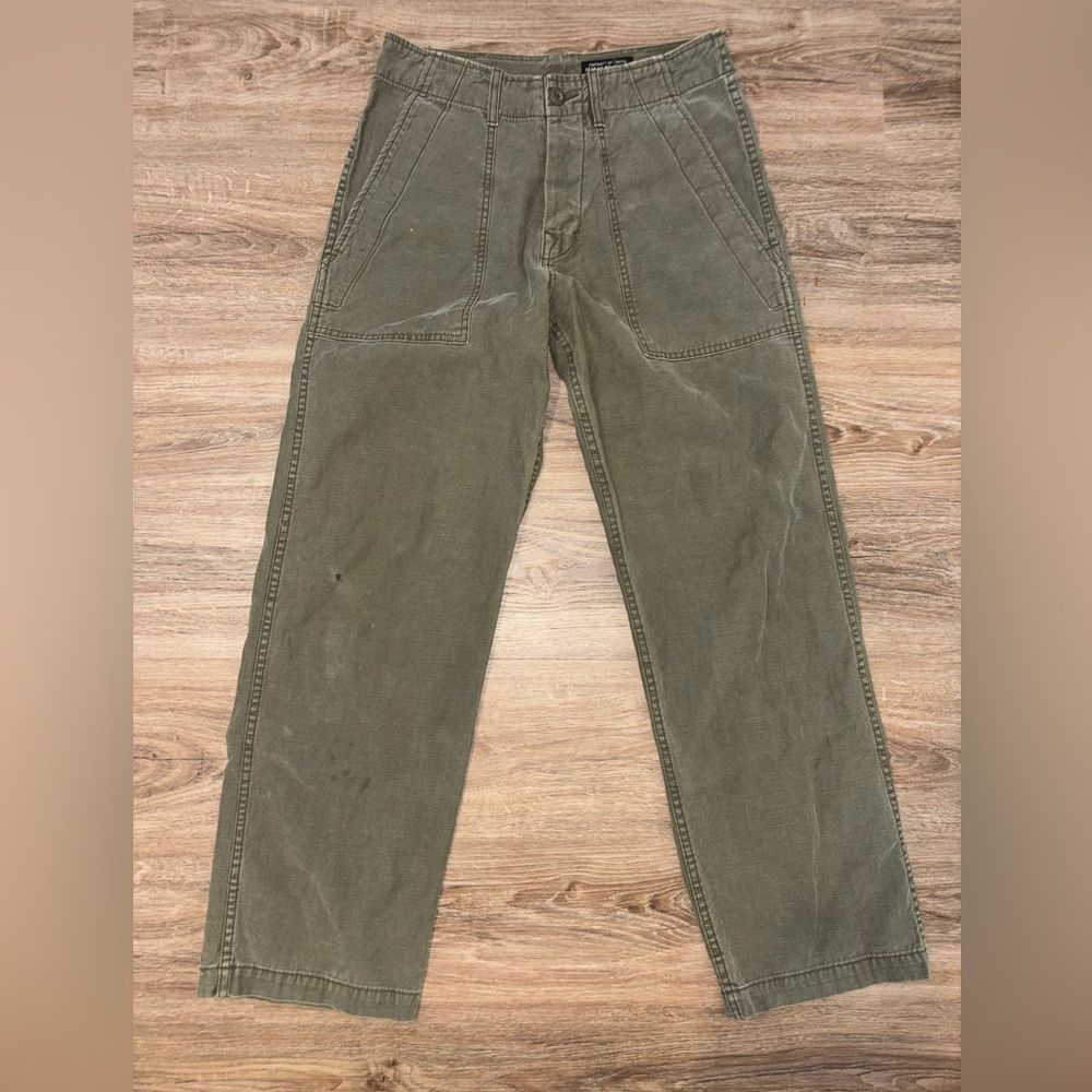 imogene + willie Olive Boyfriend Jeans - Picture 4 of 5